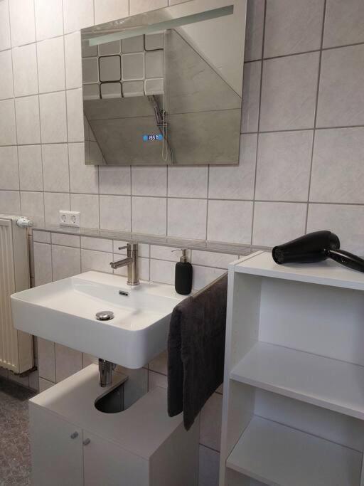 Rooftop Apartmens Ulm - Komfortable Neue Gemeinschaftsunterkunft Im Herzen Von Ulm - Raum 3 Екстериор снимка